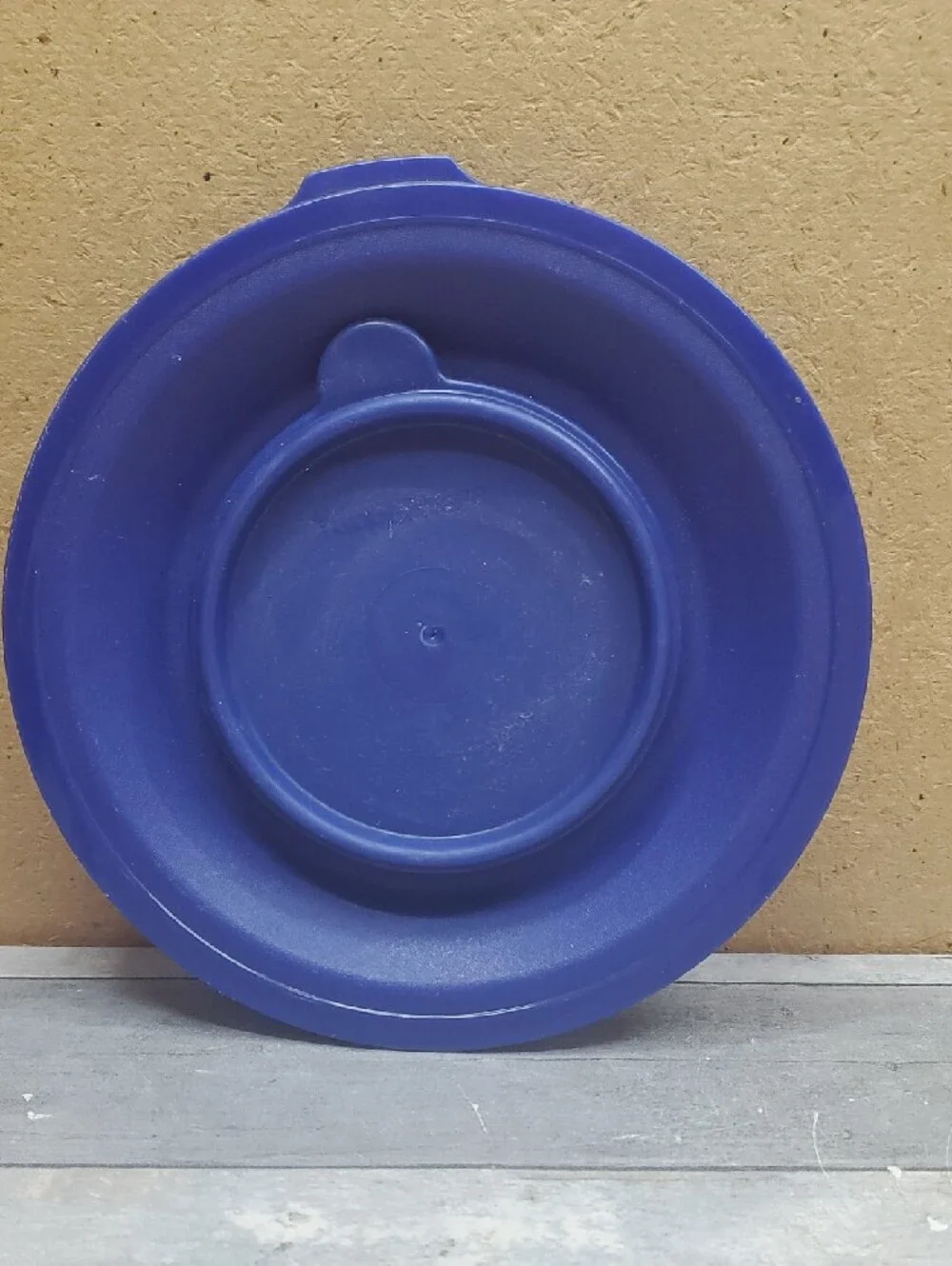 Tupperware Blue Cover and Clear Mix N Store Batter Bowl 8 Cup/2 Qt.